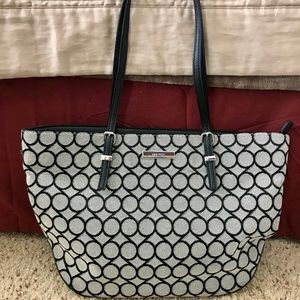 Nine West black/cream purse